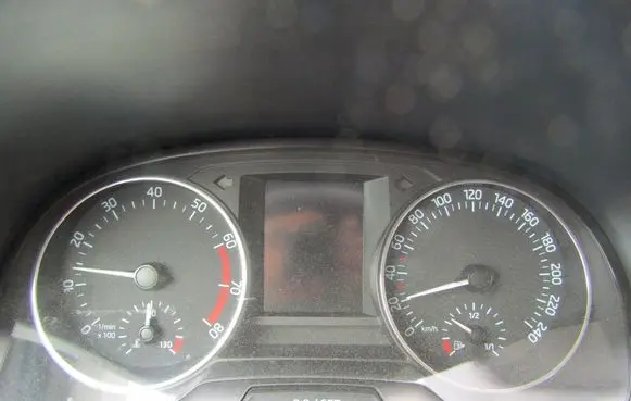 Skoda Fabia Mk3 (NJ) Speedometer (instrument cluster) 