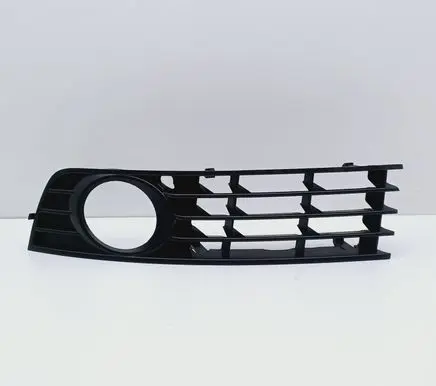 Audi A4 S4 B6 8E 8H Front bumper lower grill 8E0807681