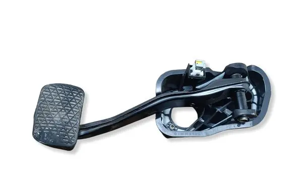 Mercedes-Benz C W205 Brake pedal A2052920415 A1232910082