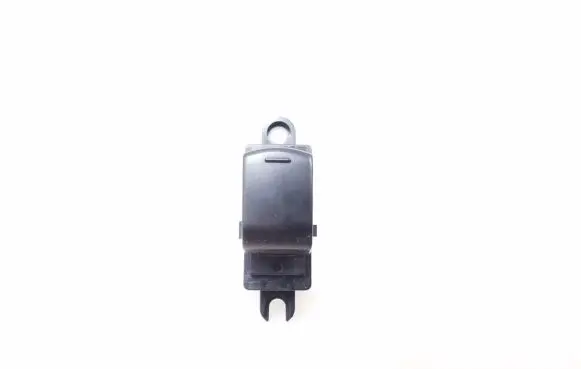 Nissan Qashqai Electric window control switch