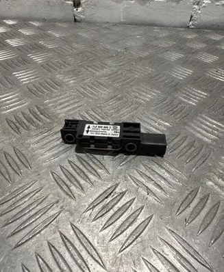 Porsche Cayenne (9PA) Airbag deployment crash/impact sensor 7L0909606D