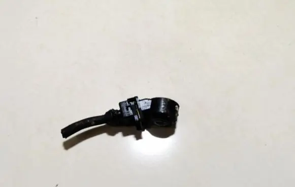 Mercedes-Benz C W202 Detonation knock sensor A0031538928