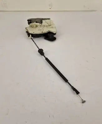 Skoda Yeti (5L) Rear door lock 6V0839016C