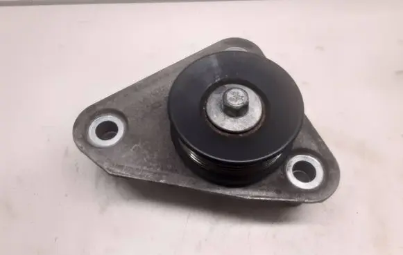 Jaguar XF X250 Engine mounting bracket 4R8Q8680CB 41518049