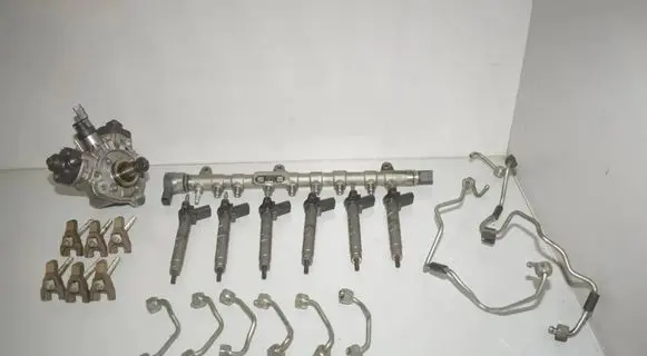 BMW 5 G30 G31 G38 LP gas injectors set 8514134 8597650 8514135