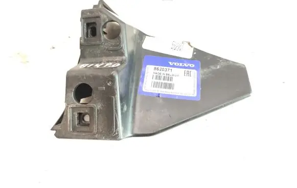 Volvo C70 Front bumper mounting bracket 8620371 08620373