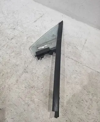 Bentley Continental Front vent window/glass (coupe) 43R000315 E000279
