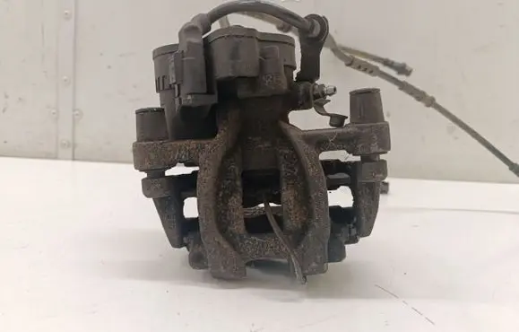 BMW 2 F44 Rear brake caliper