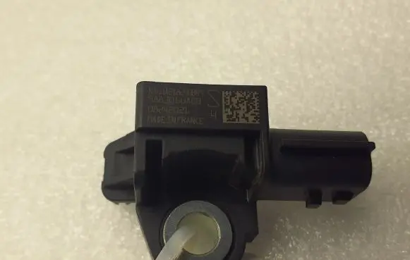 Nissan Qashqai J12 Airbag deployment crash/impact sensor 988306UA0B 2112438080