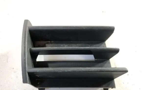 Front bumper lower grill