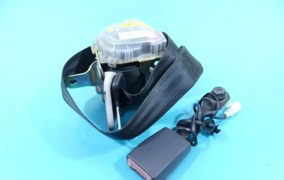 Nissan Micra Front seatbelt 3304-8805 IMPRK1278147