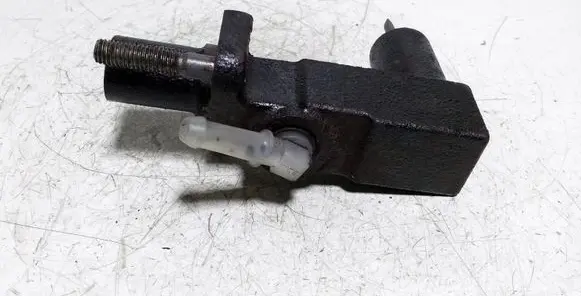Mazda 6 Clutch master cylinder