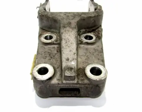 Peugeot 607 Gearbox mounting bracket 9646119980