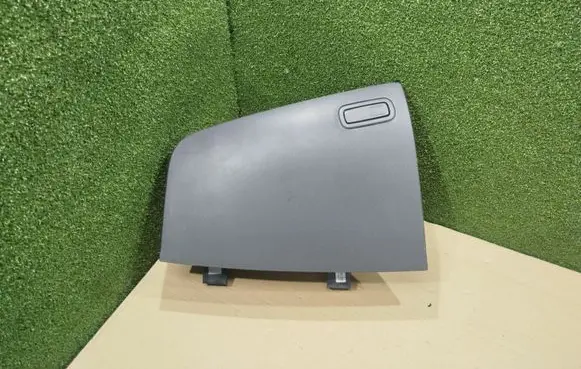 Renault Trafic III (X82) Glove box 1305536XTF