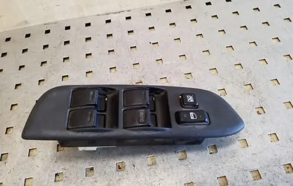 Toyota RAV 4 (XA20) Electric window control switch