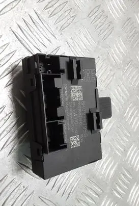 Audi A4 S4 B8 8K Door control unit/module 8K0959795G