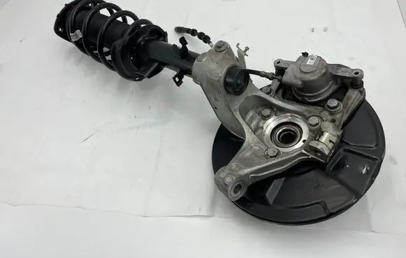 Volvo XC40 Front wheel hub spindle knuckle 32221856 32329516 32329517