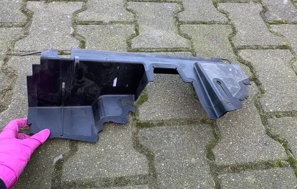 Seat Arona Dash center air vent grill 6F9121283