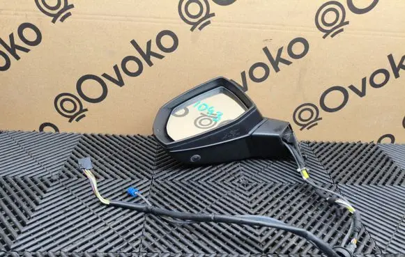 Audi Q7 4M Front door electric wing mirror A064480 E1041367