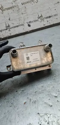 Mercedes-Benz E W213 Transmission/gearbox oil cooler A0995006300 8220899 82478419