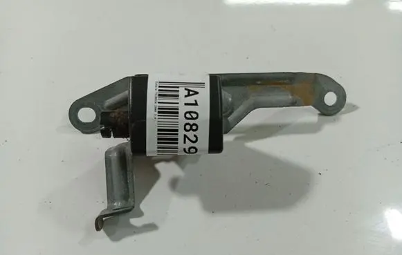 Ford Mondeo MK IV Engine bonnet (hood) release handle 