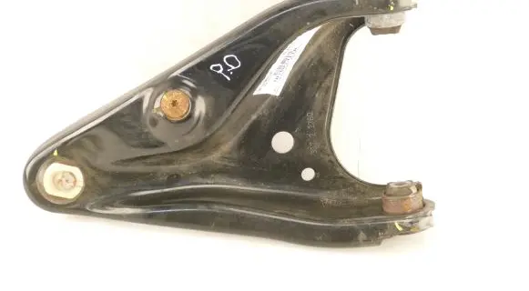 Dacia Sandero Front lower control arm/wishbone 402002411R