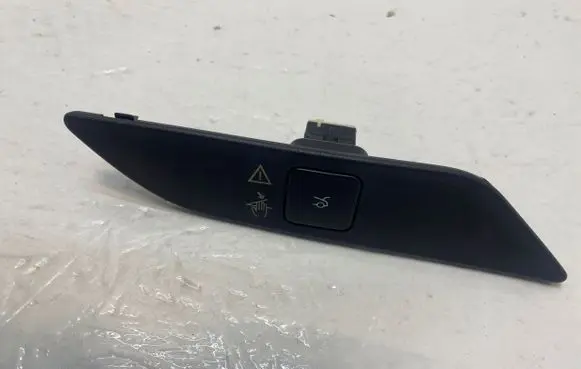 Citroen C4 II Picasso Tailgate opening switch 96766105