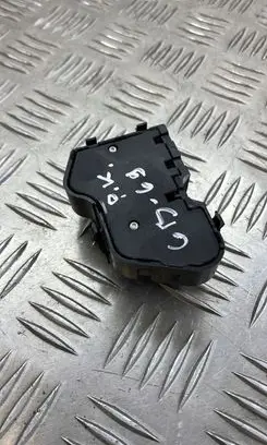 Mercedes-Benz C W204 Seat control switch A2048708910