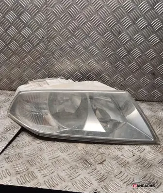 Skoda Octavia Mk2 (1Z) Headlight/headlamp
