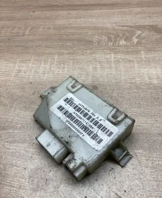 Chrysler Voyager Door control unit/module P04686686AF