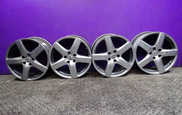 Volkswagen Touareg I R19 alloy rim 7L6601025AB