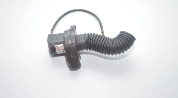 BMW 5 E39 Engine control unit/module fan 1745182 0130002831