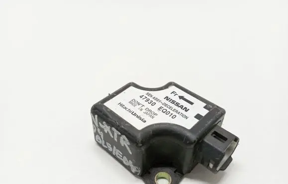 Nissan X-Trail T30 ESP acceleration yaw rate sensor 47930EQ010