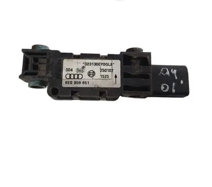 Audi A4 S4 B6 8E 8H Airbag deployment crash/impact sensor 8E0959651