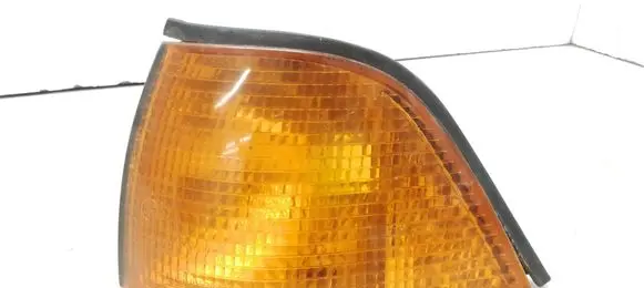 BMW 3 E36 Front indicator light 1393277 858053