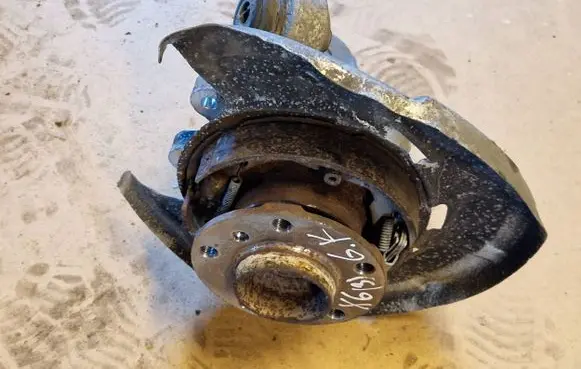 BMW X6 E71 Rear wheel hub