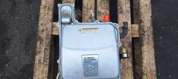 Toyota Prius (NHW20) Voltage converter inverter G920047111 QK06WM137