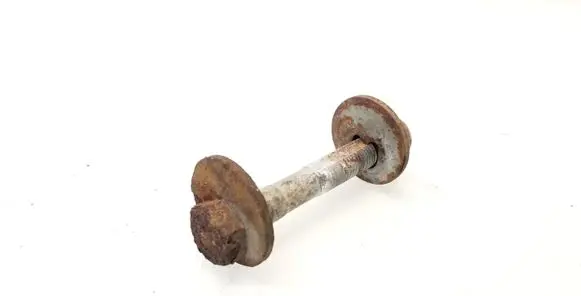 Volkswagen PASSAT B6 Rear suspension camber bolt 