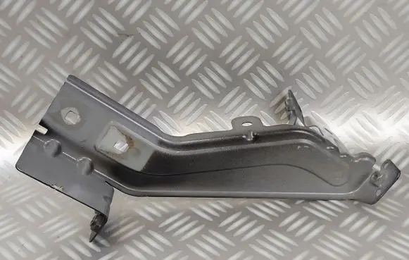 Smart ForFour II W453 Fender mounting bracket 631426182R