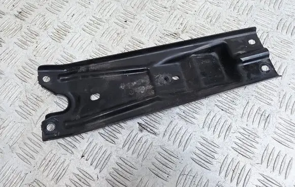 Volkswagen Atlas Radiator support slam panel bracket 3CN805567