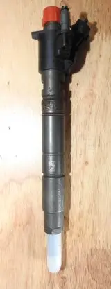 Volvo V60 Fuel injector 0445116046