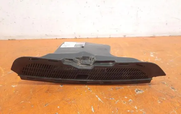 Smart ForTwo I Intercooler air guide/duct channel 0001106