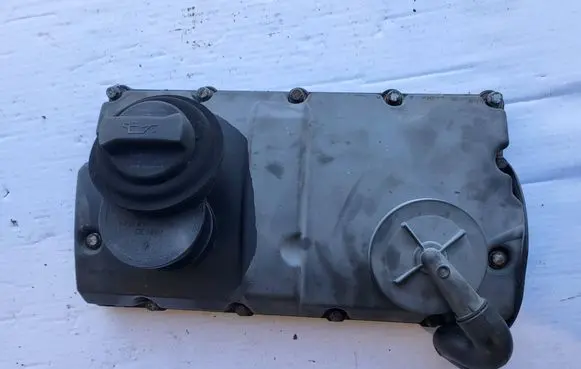 Volkswagen PASSAT B6 Rocker cam cover 038103475Q