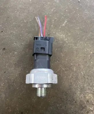 Air conditioning (A/C) pressure sensor