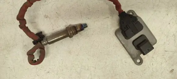 BMW X6 F16 Lambda probe sensor 8589844 5WK96697C 170116107805