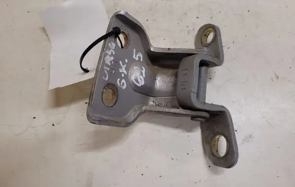 Rear door upper hinge