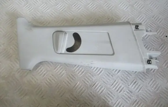 Seat Ibiza III (6L) (B) pillar trim (top)
