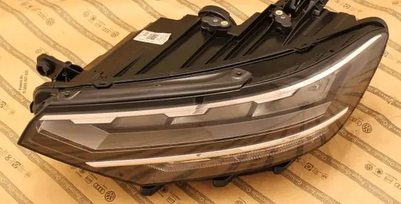Volkswagen PASSAT B8 Headlight/headlamp 3G1941035P