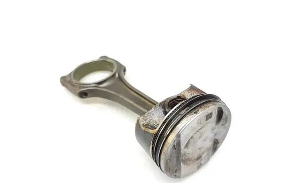 Volkswagen Touareg III Piston with connecting rod R6MK 84L157
