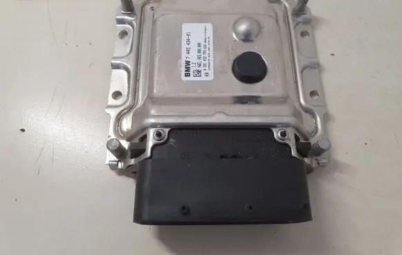 BMW X5 F15 Adblue control unit 7445434
